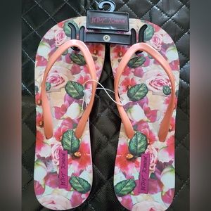 Betsy Johnson Flip Flops